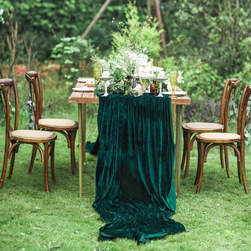 Flowerva  New Wedding Emerald Green Velvet Table Runner, for Birthday, Dinner &amp; Party Decor