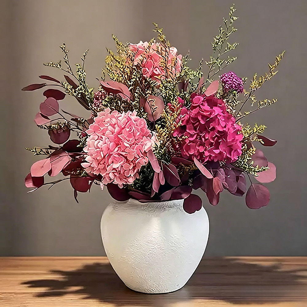 Flowerva Voluminous Hydrangea Vase Arrangement Premium Decor