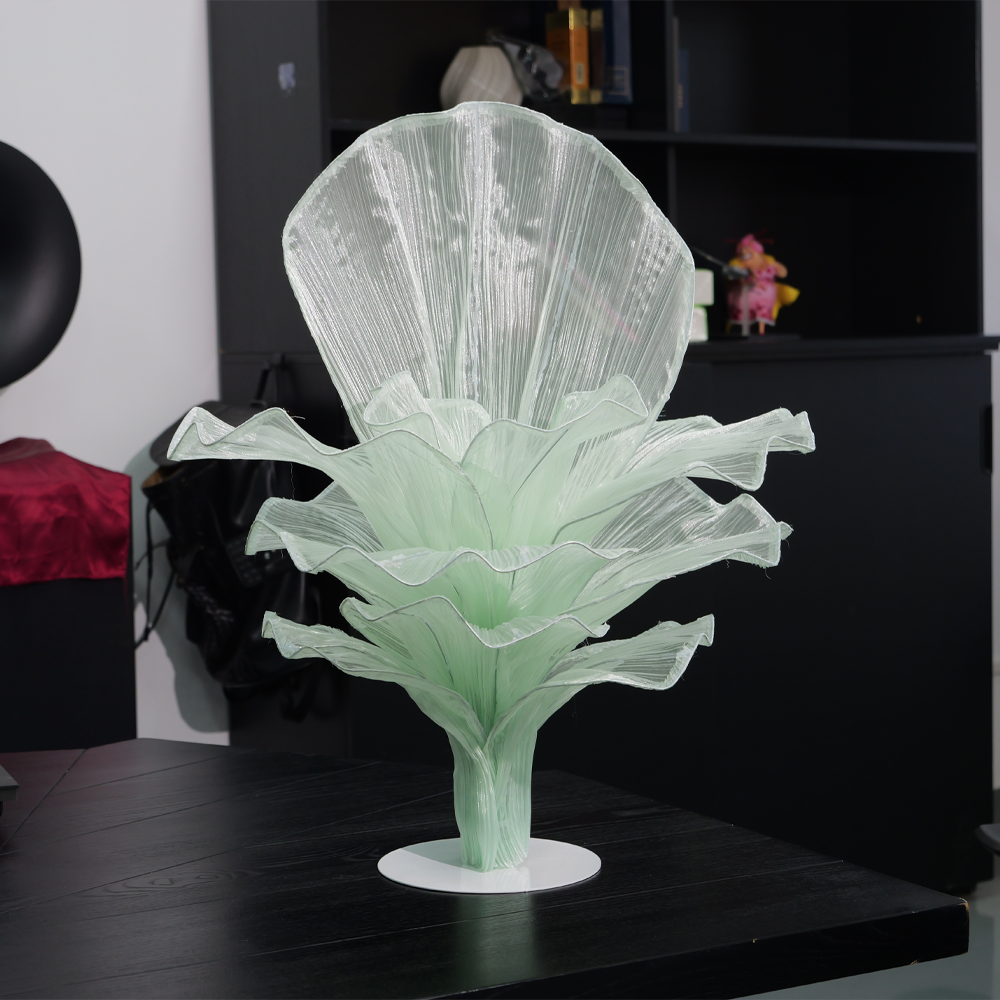 Flowerva Airy Green Veil Eternal Table Flower