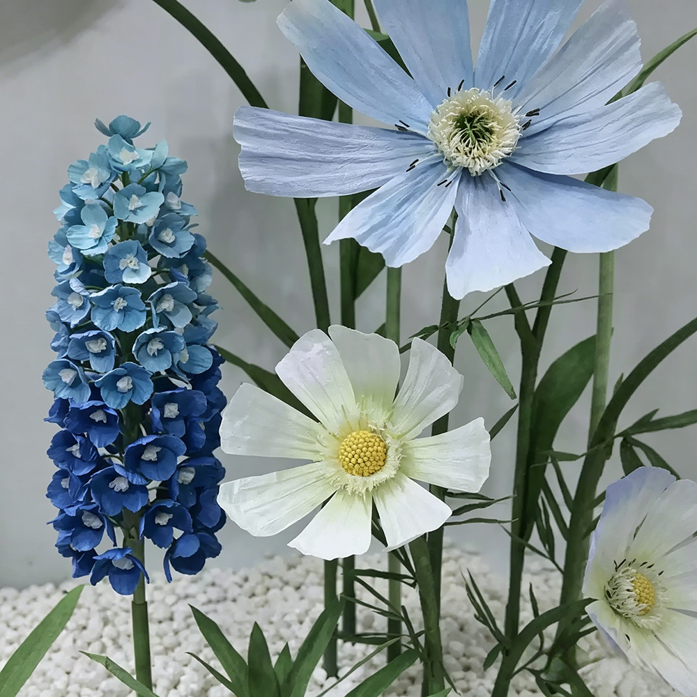 Flowerva Blue Meadow Cadence Premium Decor