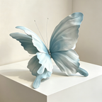 Acento artístico de mariposa etérea Flowerva