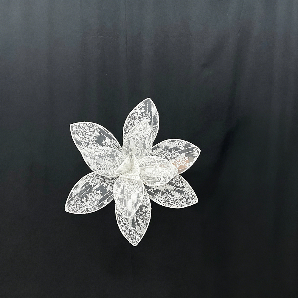 Flowerva Transparent Bloom Monolith Premium Decor