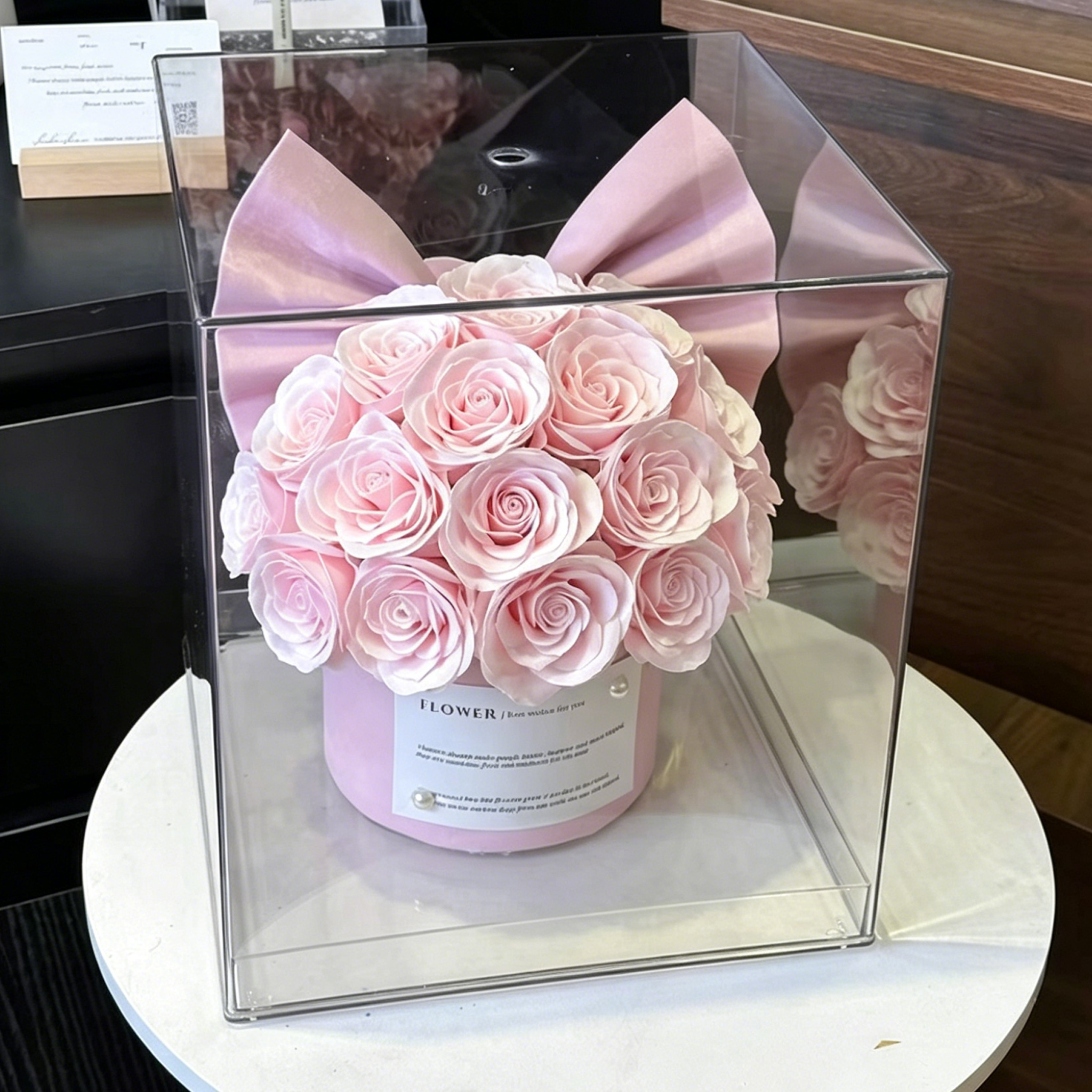 Caja de regalo de San Valentín con cubo de rosas eternas premium rosa claro