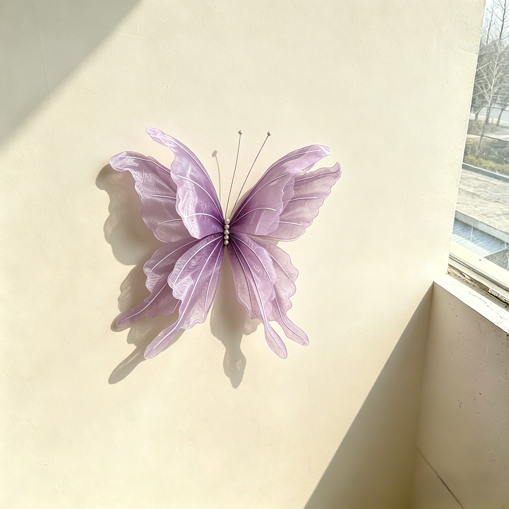 Flowerva Delicate Purple Drift Art Accent