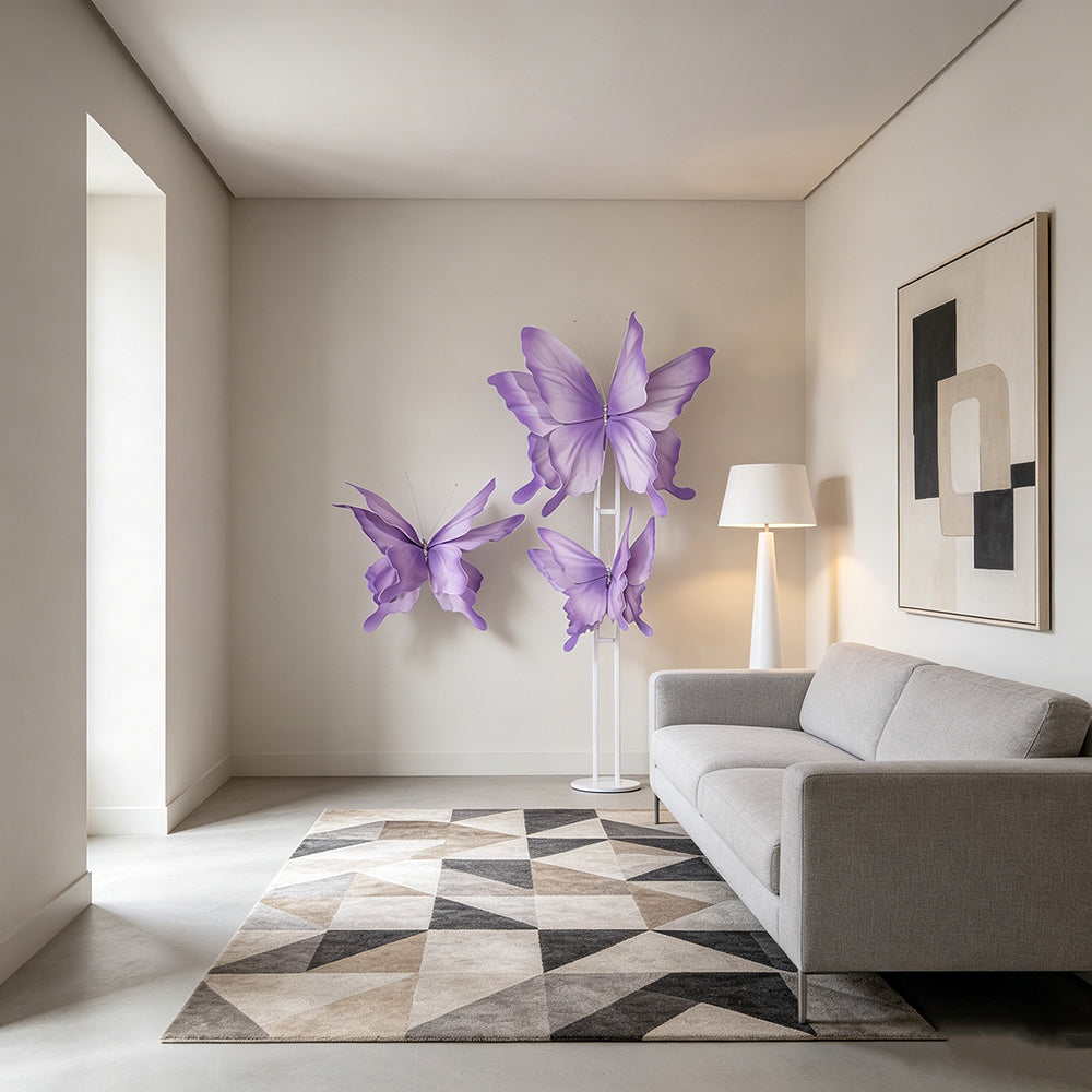 Acento artístico de mariposa etérea Flowerva