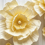 Flowerva White Gentle Curve Premium Decor