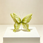Acento artístico de mariposa etérea Flowerva