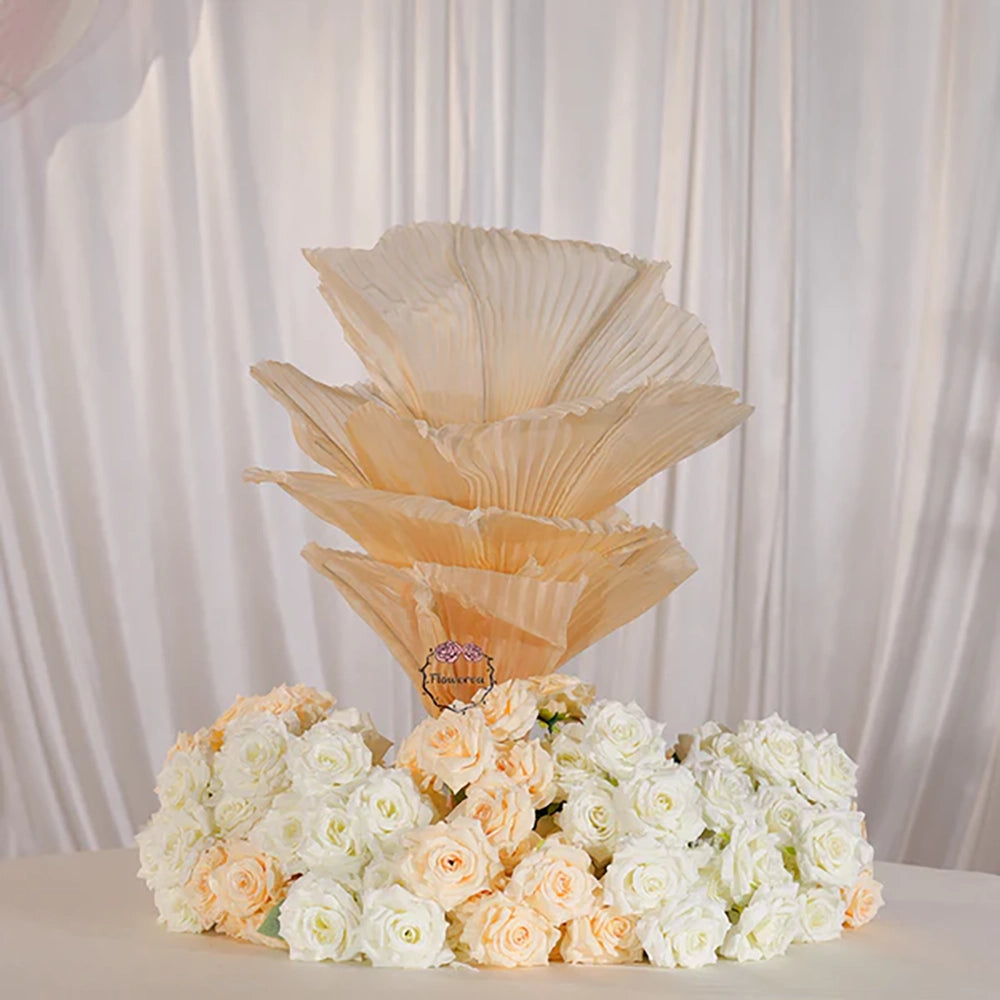 Flowerva Champagne Aura Pleat Table Flower