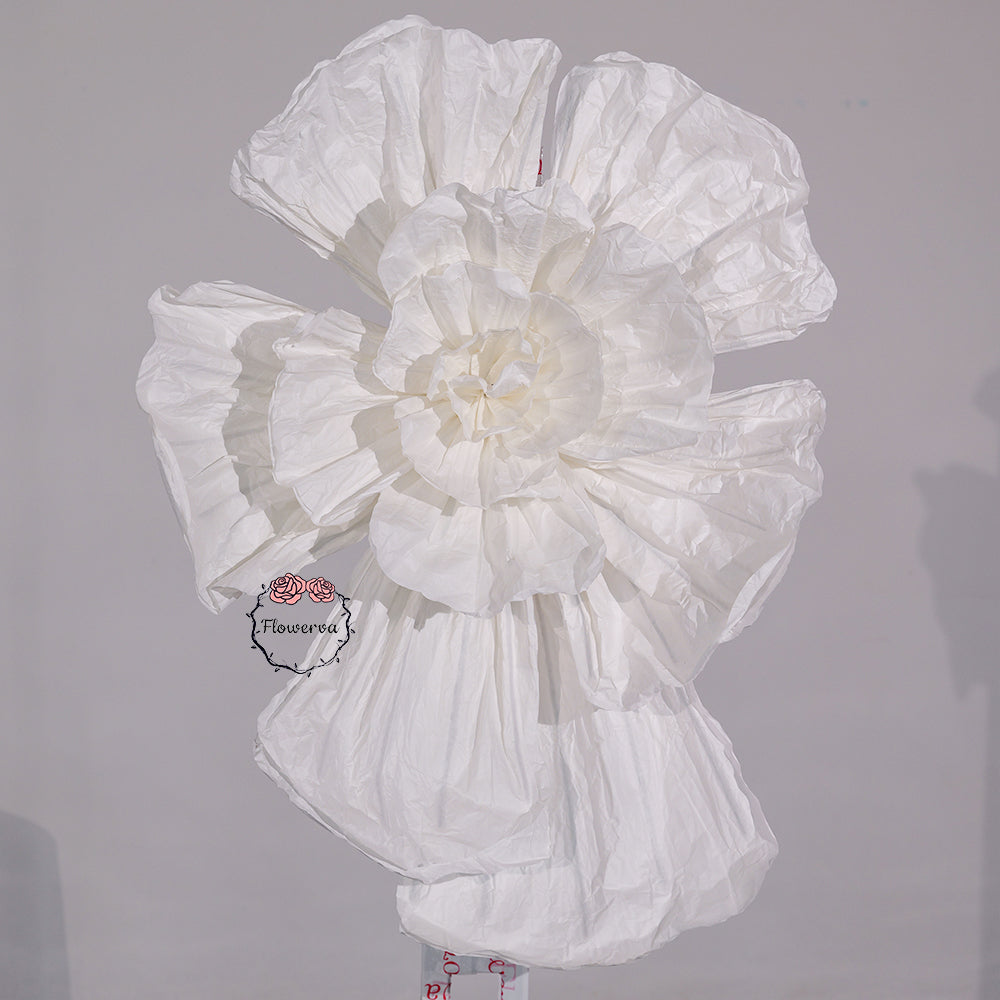 Flowerva Couture Crinkle White Art Installation