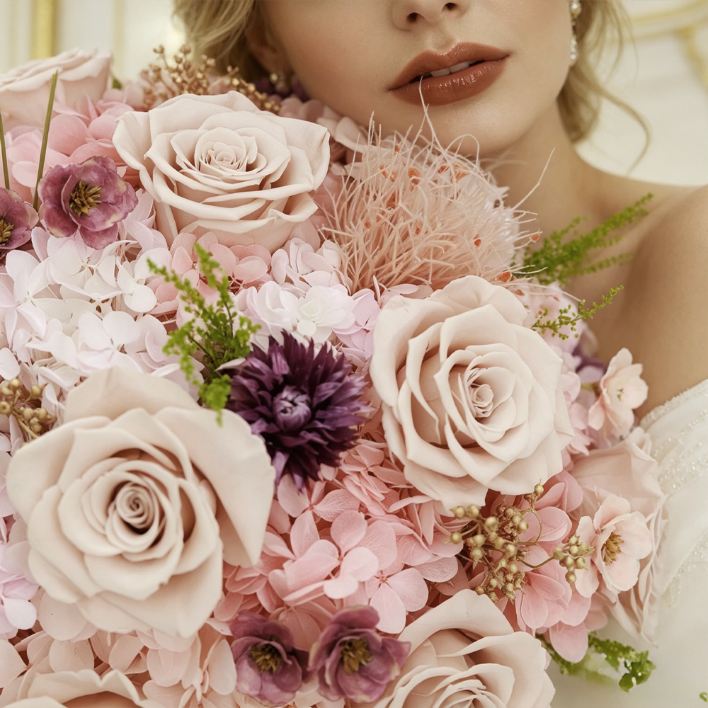 Spring Mountain Snow Eternal Rose Gift Box