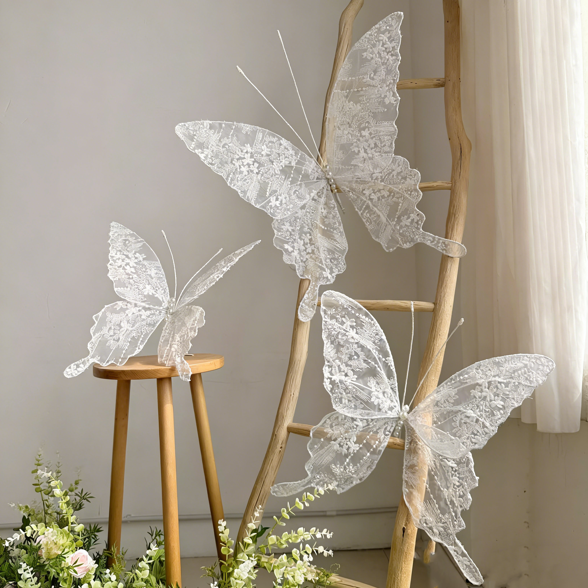 Flowerva Velvet Wing Lace Art Accent