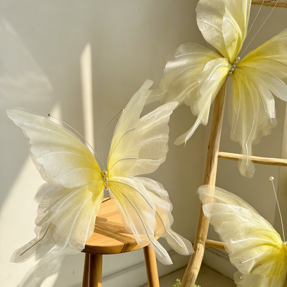 Flowerva Delicate Yellow Drift Art Accent