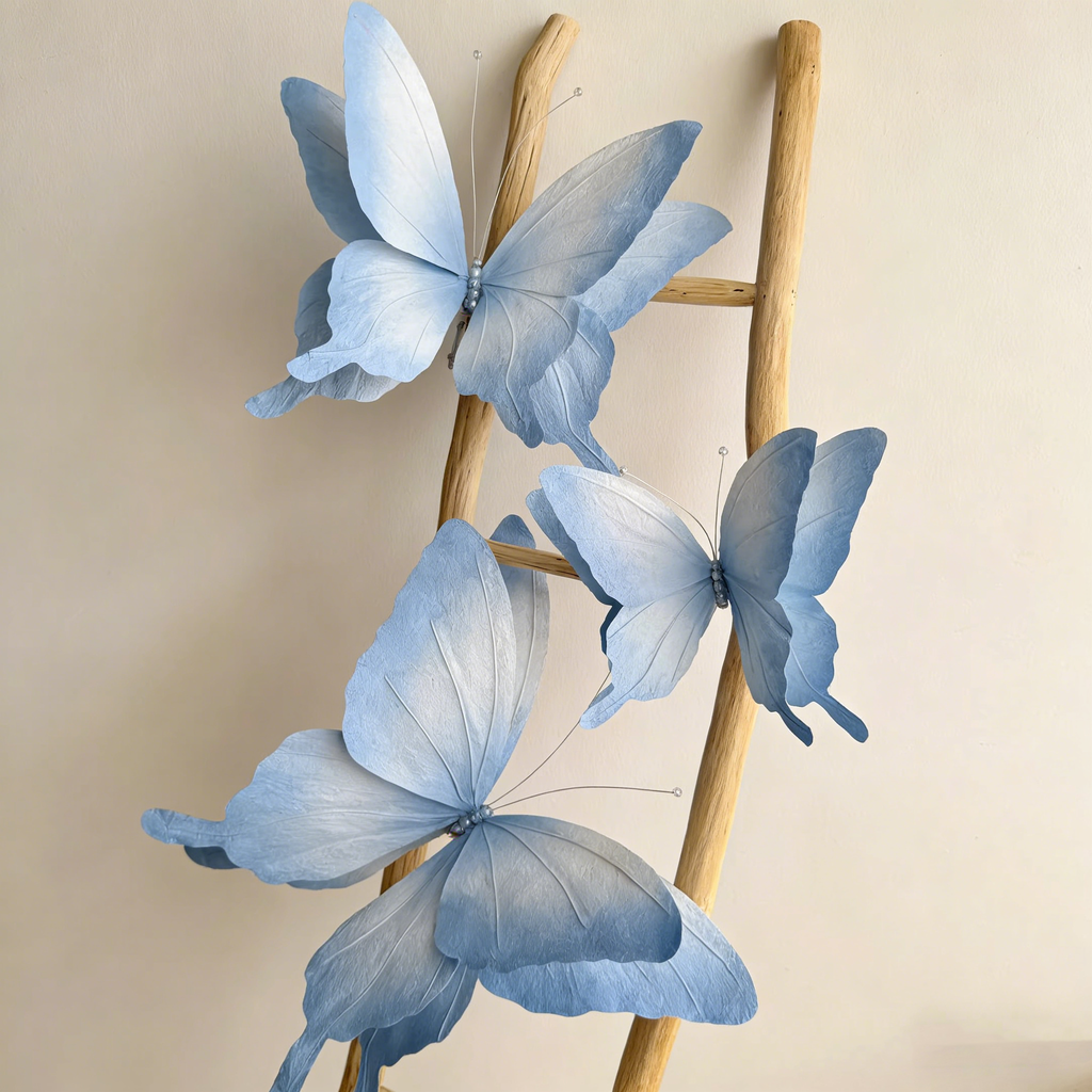 Flowerva Papillon Blue Flutter Art Accent