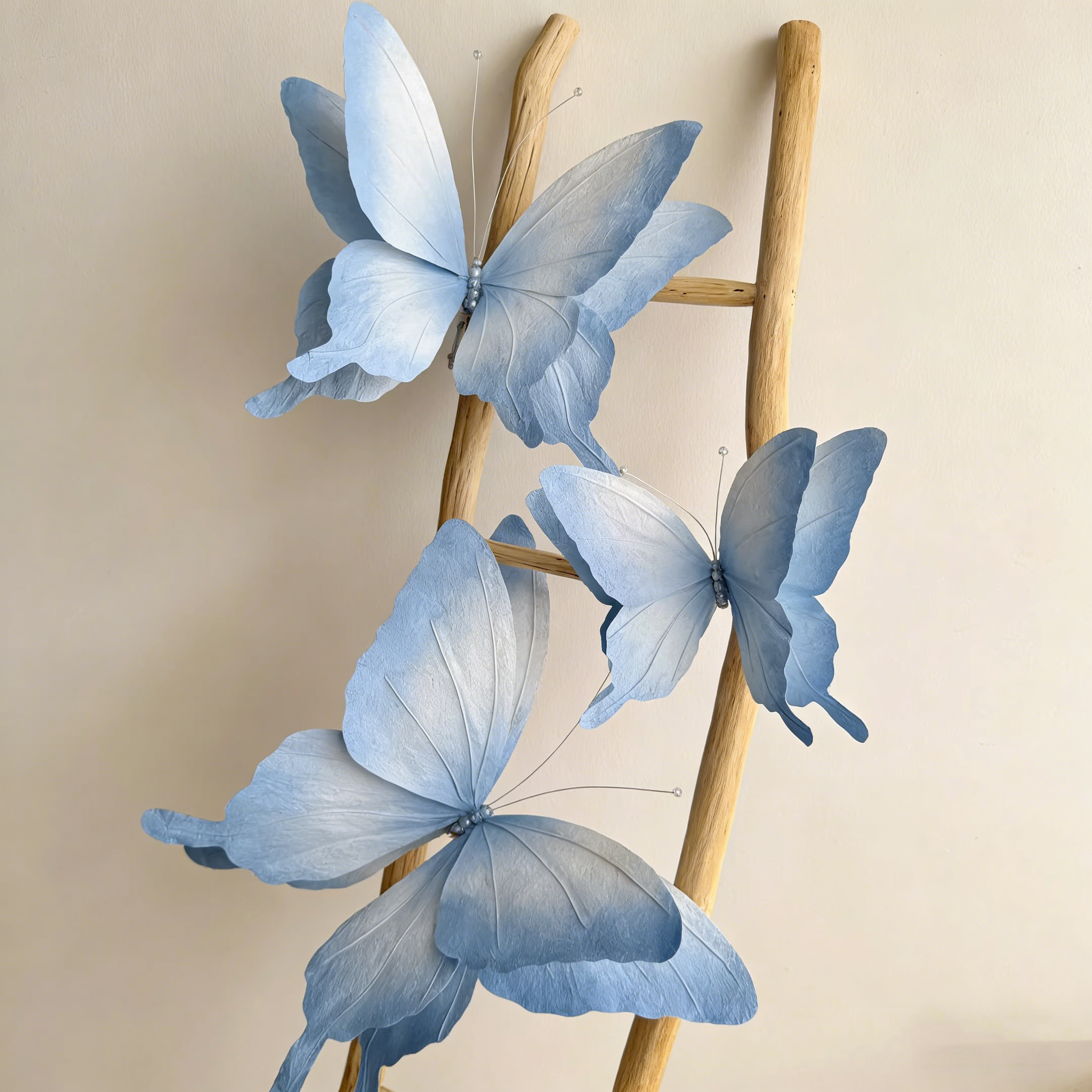Flowerva Papillon Flutter Art Accent