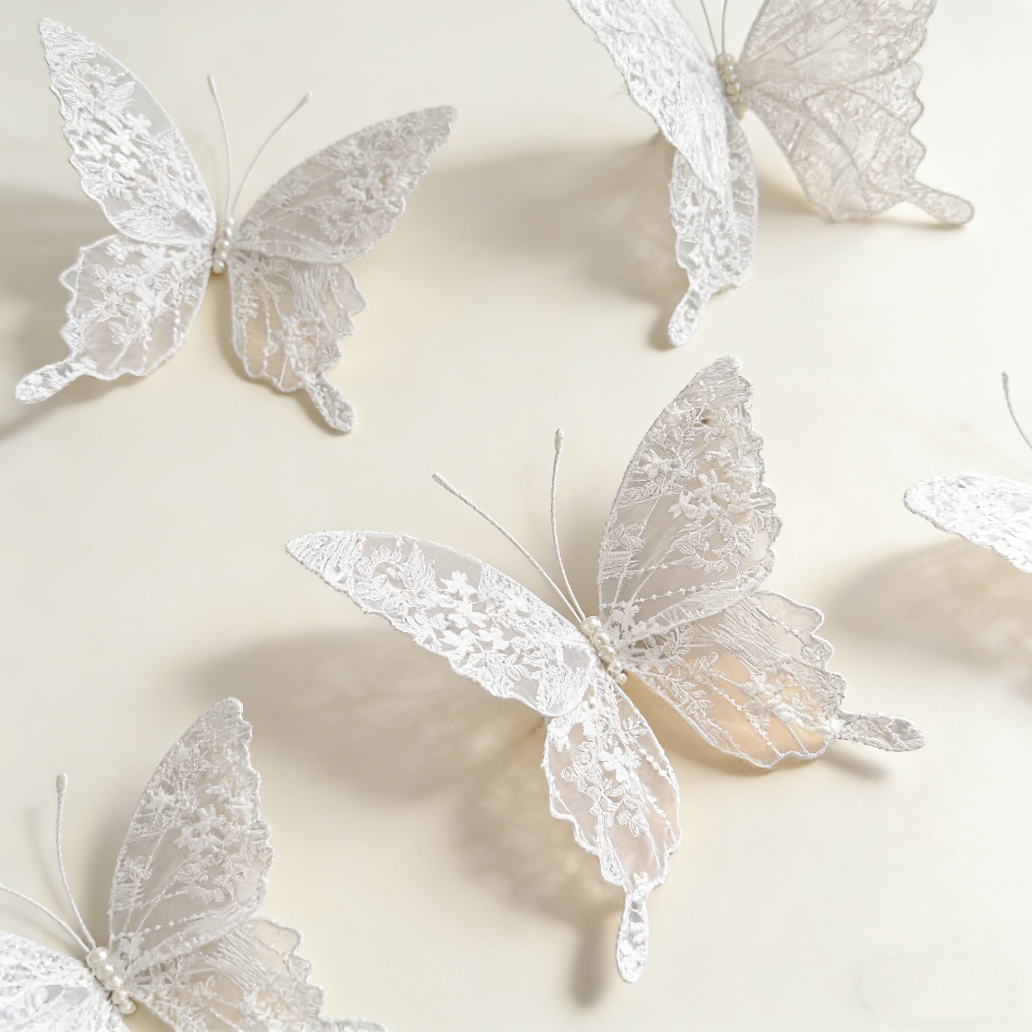 Flowerva Velvet Wing Lace Art Accent