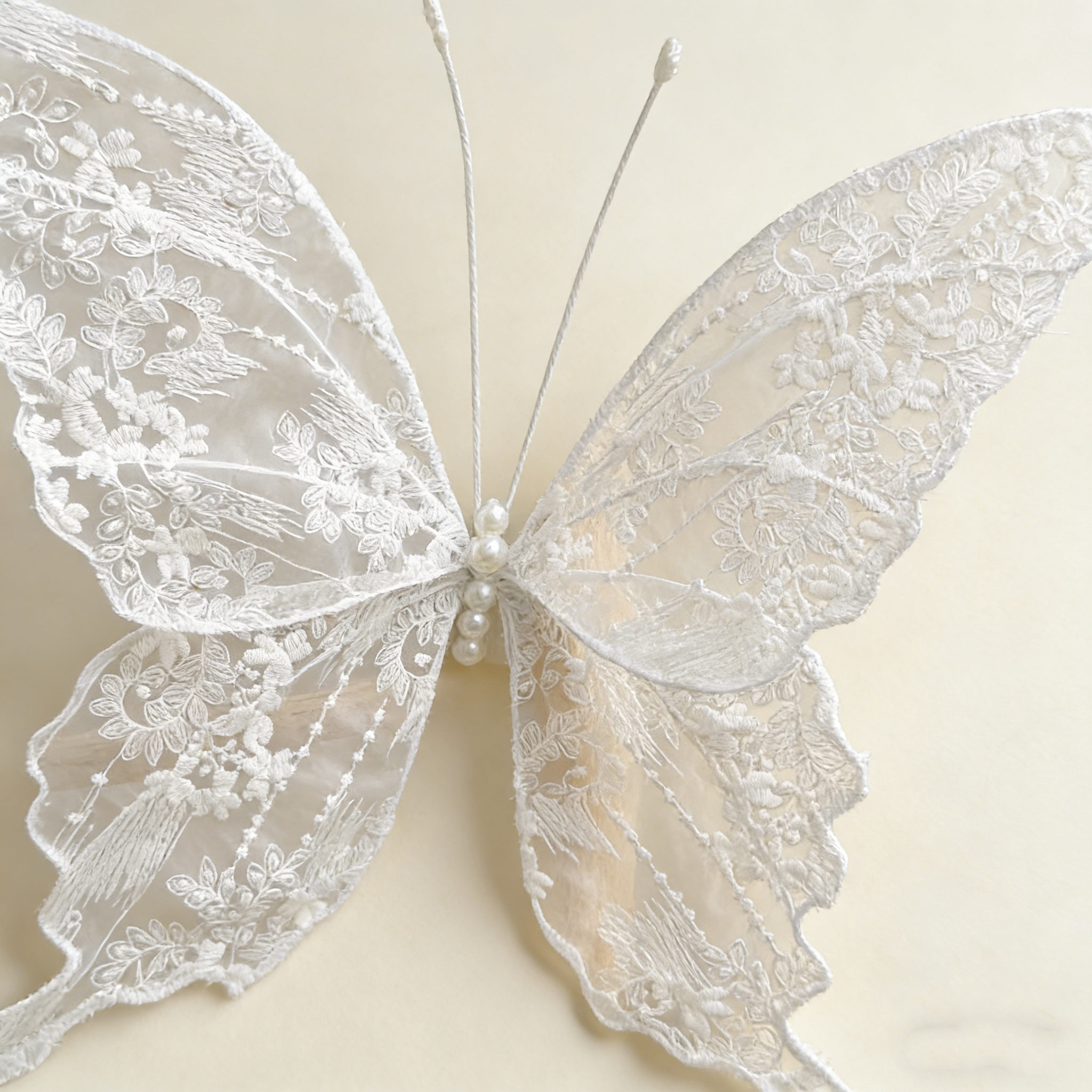 Flowerva Velvet Wing Lace Art Accent