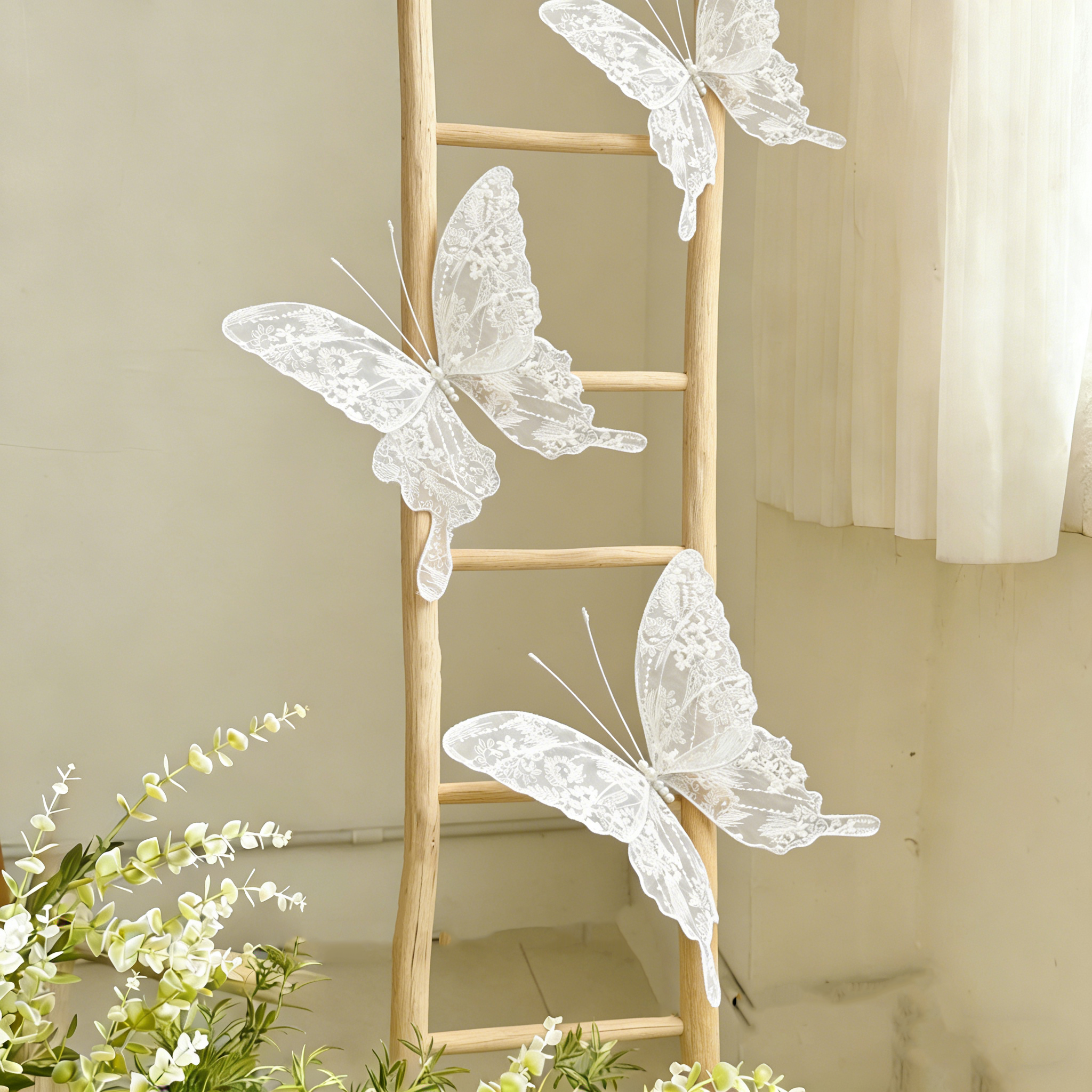 Flowerva Velvet Wing Lace Art Accent