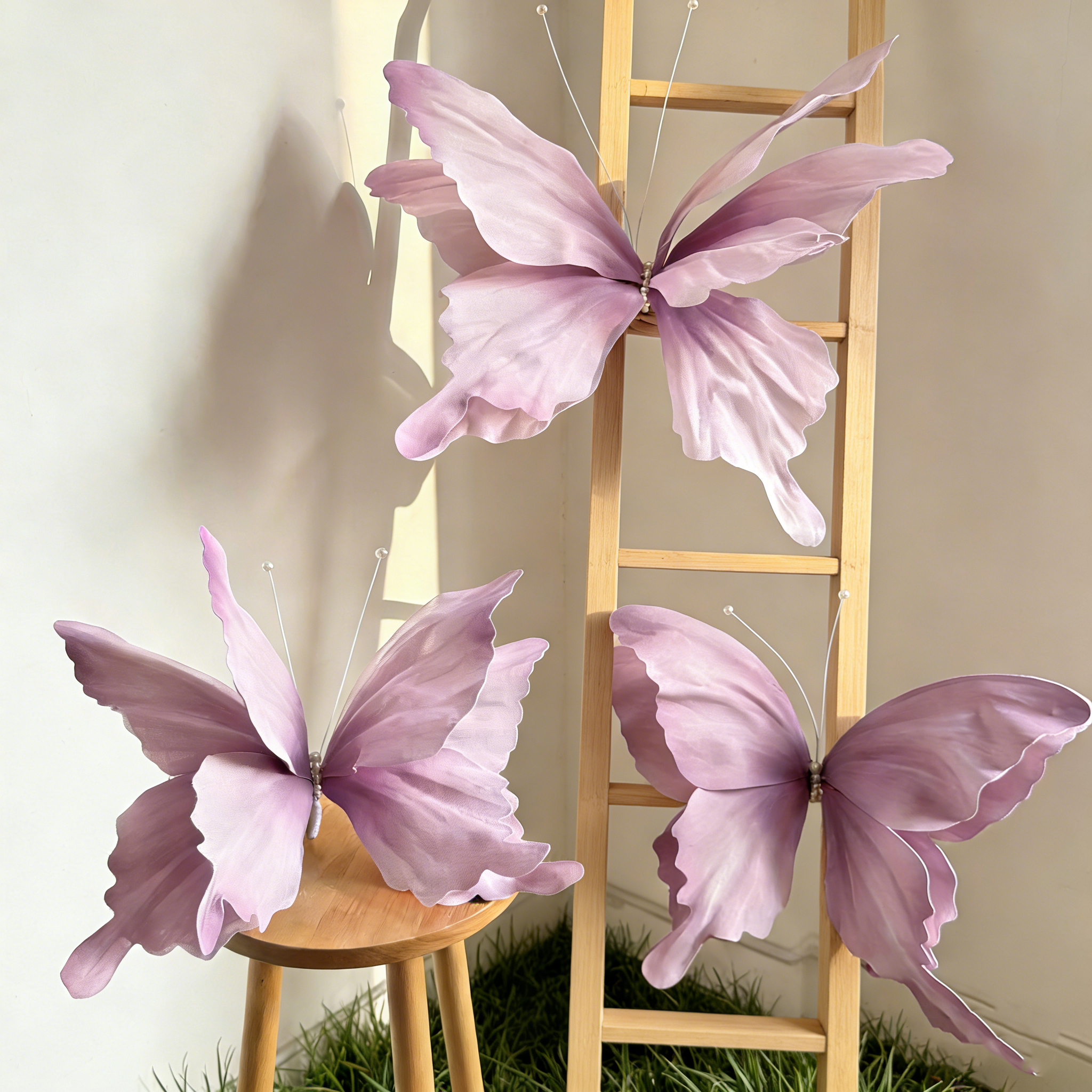 Flowerva Ethereal Pink Flutter Art Accent