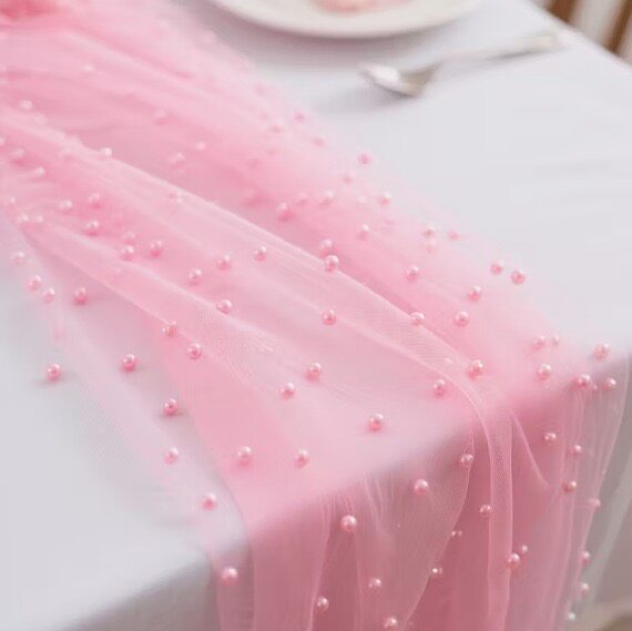 Flowerva Pearl Tulle Table Runner