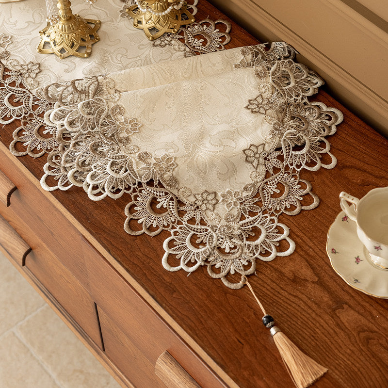 Flowerva Luxurious Lace Table Runner — Elegant Nordic Modern Style Decor