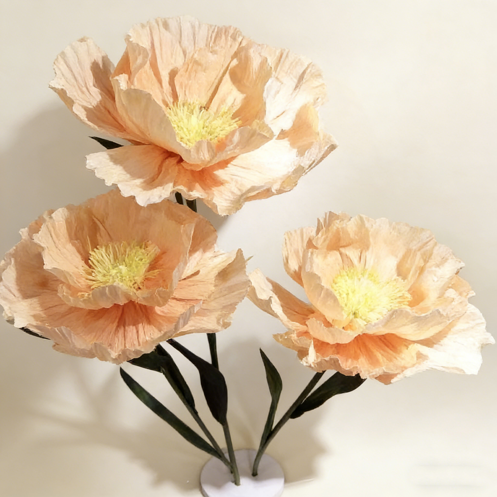 Flowerva Quiet Presence Champagne Glow Premium Flower